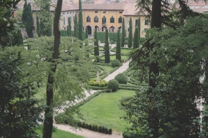 Nella città di Giulietta e Romeo alla scoperta dei “Giardini Aperti a Veronetta e oltre”