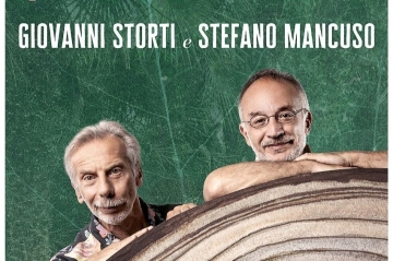 Nei teatri italiani la tournée degli alberi con Giovanni Storti e Stefano Mancuso Nei teatri italiani la tournée degli alberi con Giovanni Storti e Stefano Mancuso