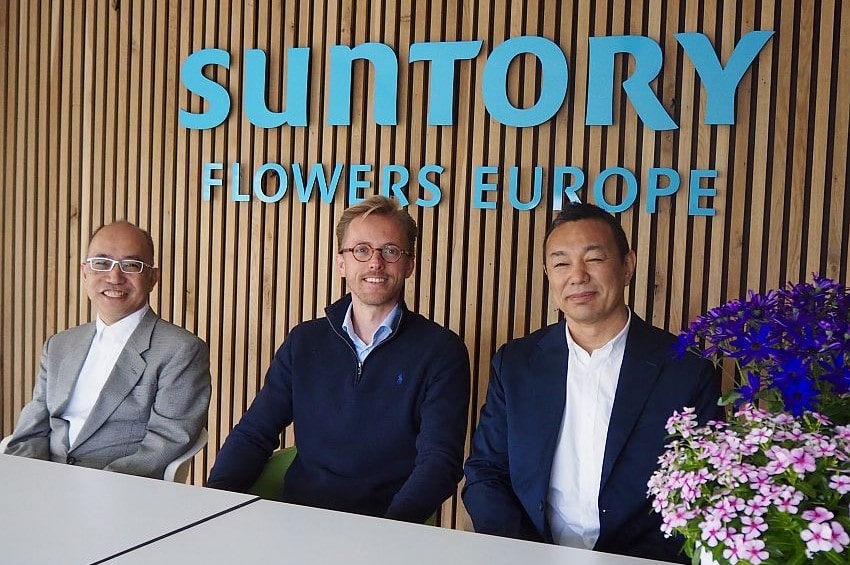 ap suntory flowers europe team min