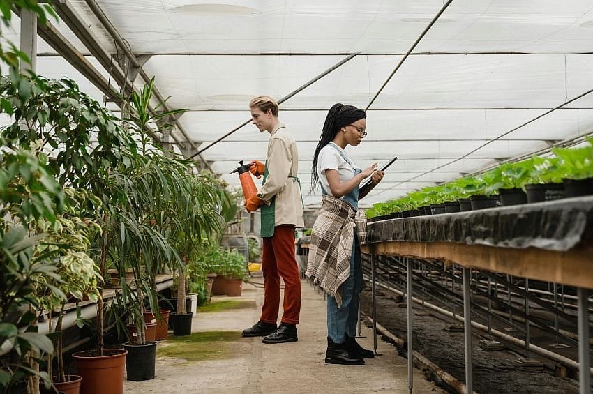Biocontrollo, da Agrofarma e FederBio un manifesto per una svolta concreta