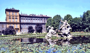 Riaprono dopo quasi 20 anni i Giardini Reali di Torino